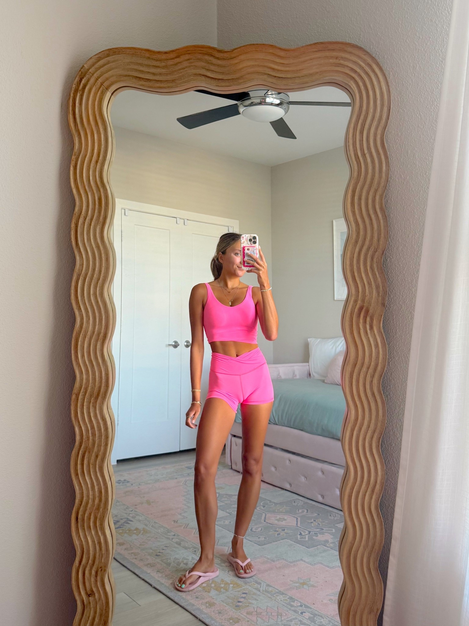 the cutest workout set! 