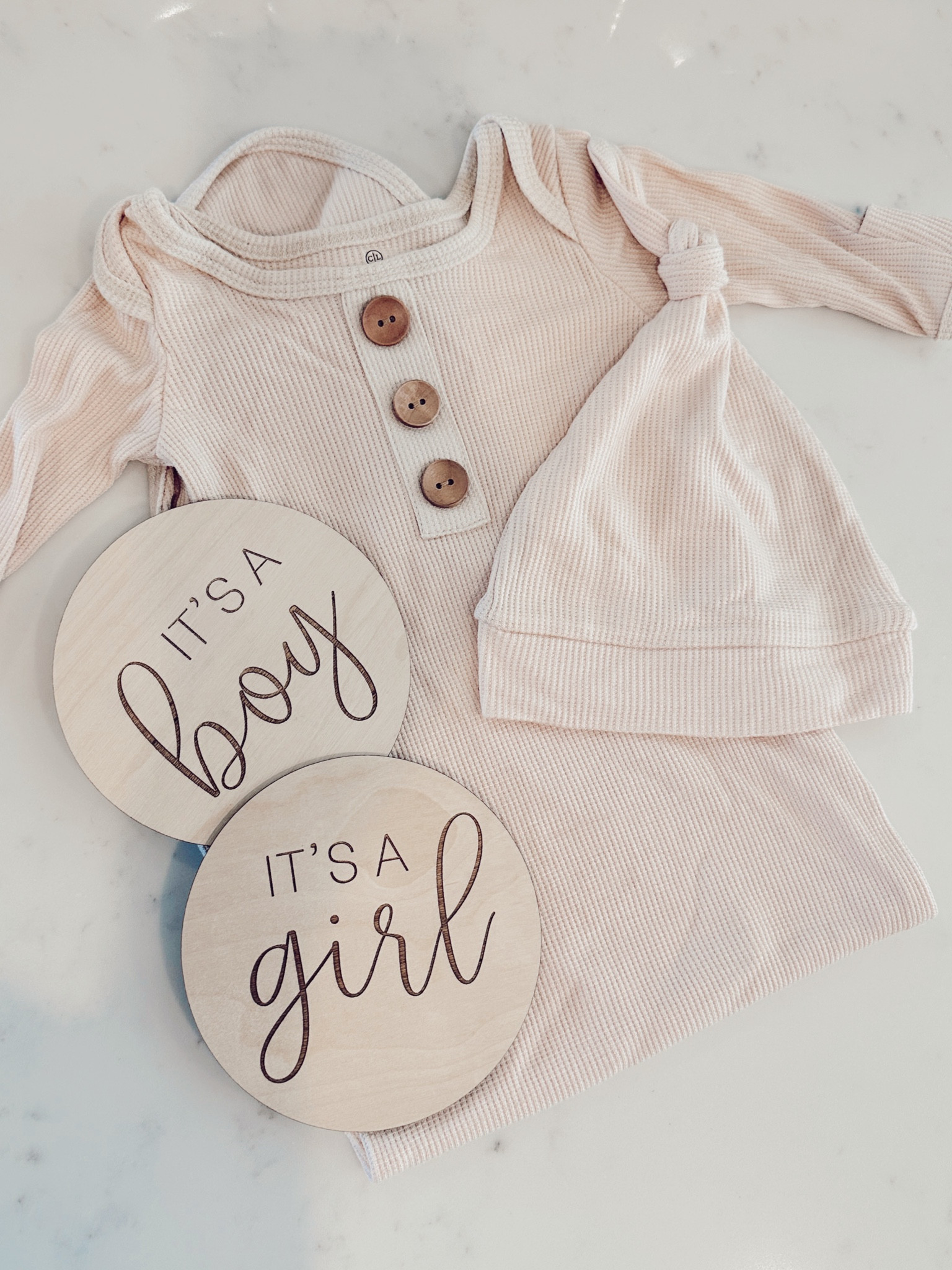 baby announcement 🤍🤍

#LTKfamily #LTKbaby #LTKbump