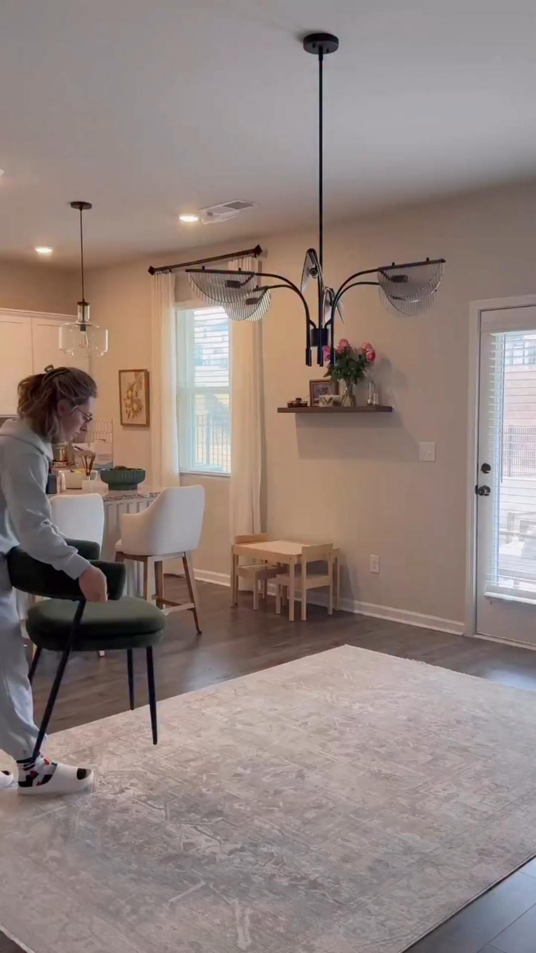 DIY’s arent the only thing i love doing with @loweshomeimprovement my home gets the best upgrades with their home items🥹😍 and this dining table is that plus more! 

Check out their amazing selection of home decor, furniture, appliances and more!

Dining table linked in my lowes storefront, stories or you can comment “SHOP” and ill send ya the link❤️

#lowes #loweshomeimprovement #lowespartner #diningroomtable #diningroominspo #diningroomfurniture #diningroomideas