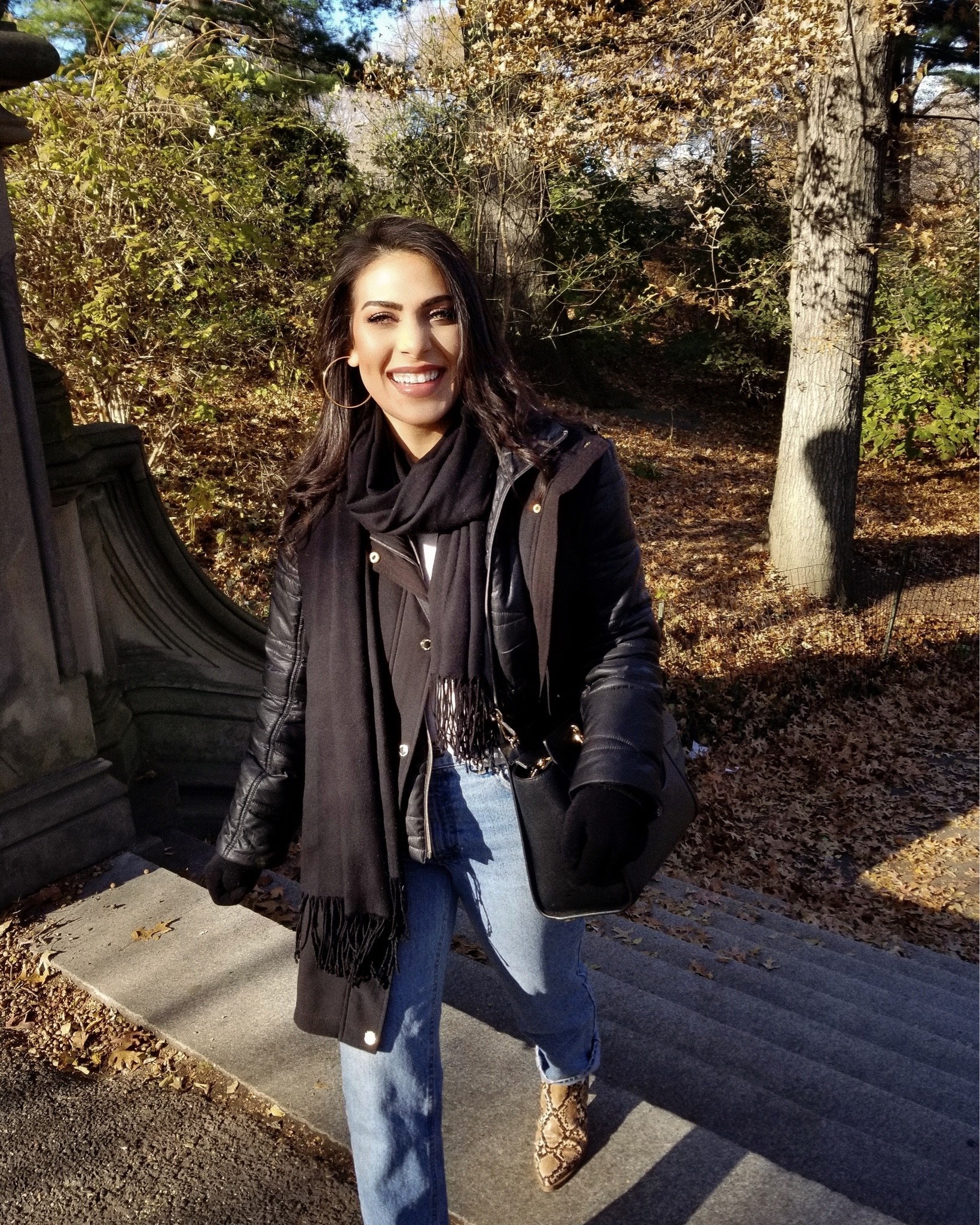 Shop my Fall in NYC outfit inspo! 

Winter Coat: Ellen Tracy | size M
Scarf: Amazon | size o/s
Jeans: Ralph Lauren | size 4
Boots: Steven Madden | size 7
Tote Bag: Michael Kors

#LTKstyletip #LTKtravel #LTKSeasonal