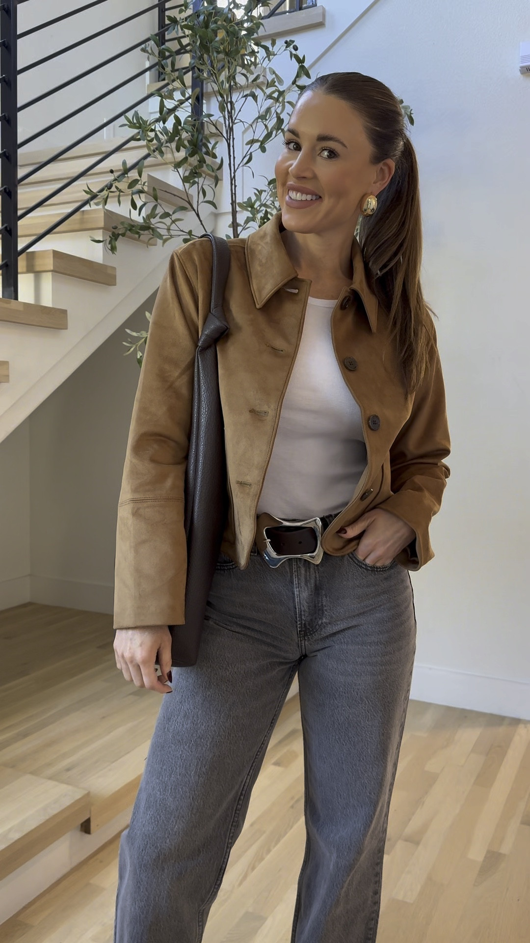 Abercrombie Black Friday + cyber week sale! Up to 40% off with CYBERAF !! 

26 in jeans 
Small in suede jacket #LTKCyberWeek 


#LTKParties #LTKHoliday #LTKSaleAlert