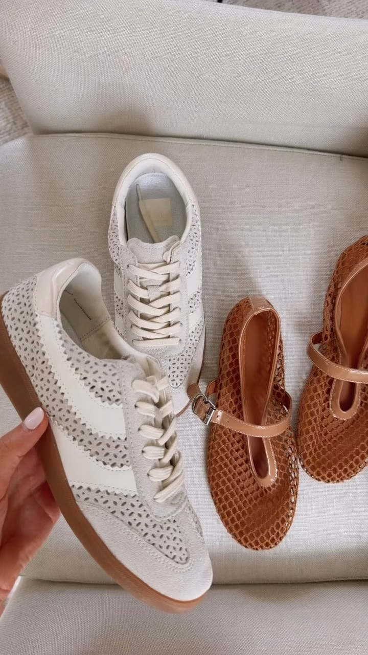 Two shoes that I’ve been loving recently, and that are great for transitioning into the fall! These are even comfortable & appropriate for work!

Loverly Grey, sneakers, mesh shoes, ballet flats, workwear, pre fall, transitional pieces

#LTKSeasonal #LTKWorkwear