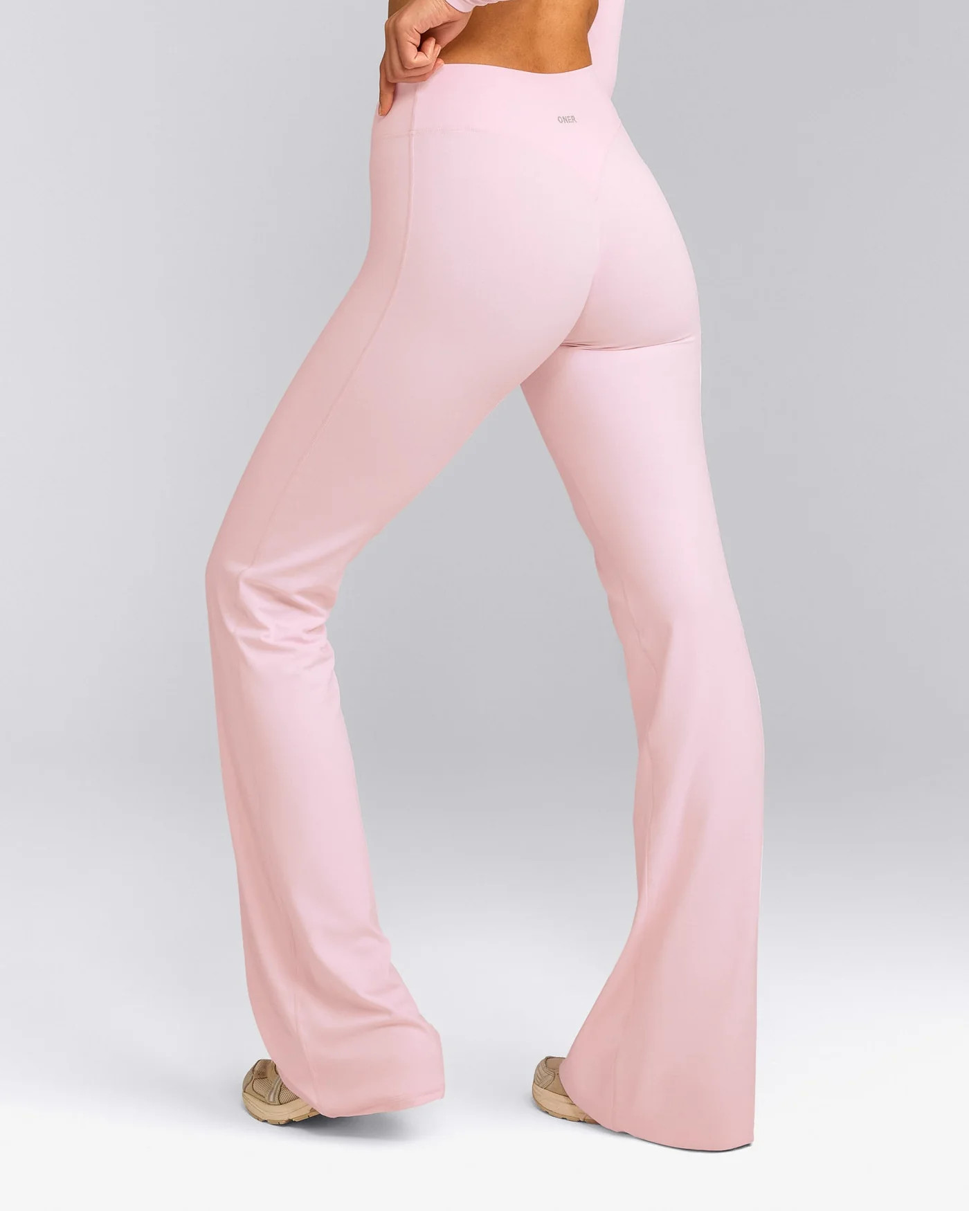 SoftMotion\u2122 Flared Leggings 
 Soft Girl Pink | Oner Active (UK / US)
