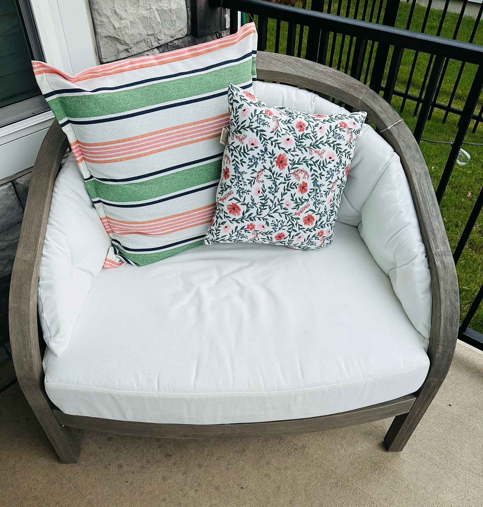 Porch pillows 
Lowes 

#LTKSeasonal #LTKhome
