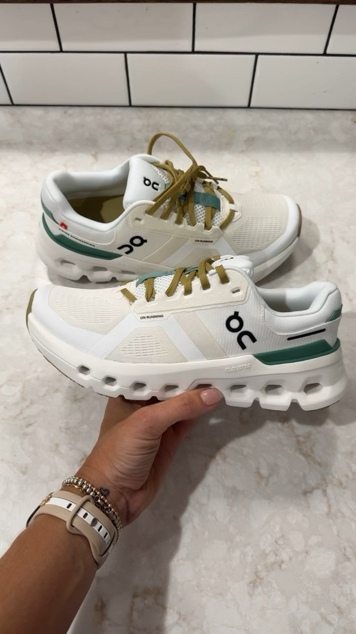 Tts 8 😍

#LTKActive #LTKFitness #LTKShoeCrush