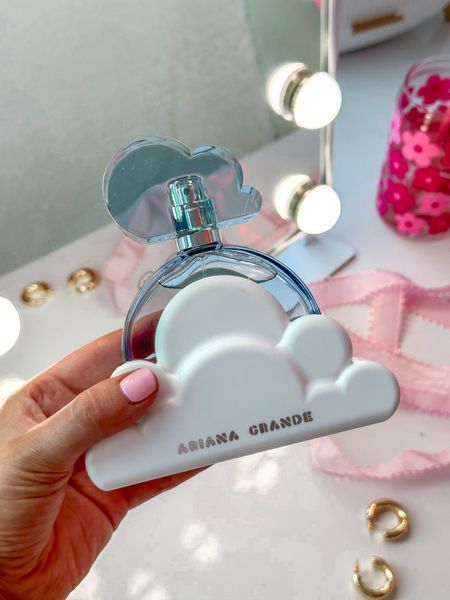 #AD No night out is complete without Ariana Grande’s Cloud Perfume 💖☁️ Feel inspired, playful, and uplifted wherever you go when you smell like Ariana Grande’s Cloud Perfume. Available at Ulta Beauty at Target! @aribyarianagrandefragrances @arianagrande @Target #TargetPartner #Target #ArianaGrandeCloud

#LTKBeauty