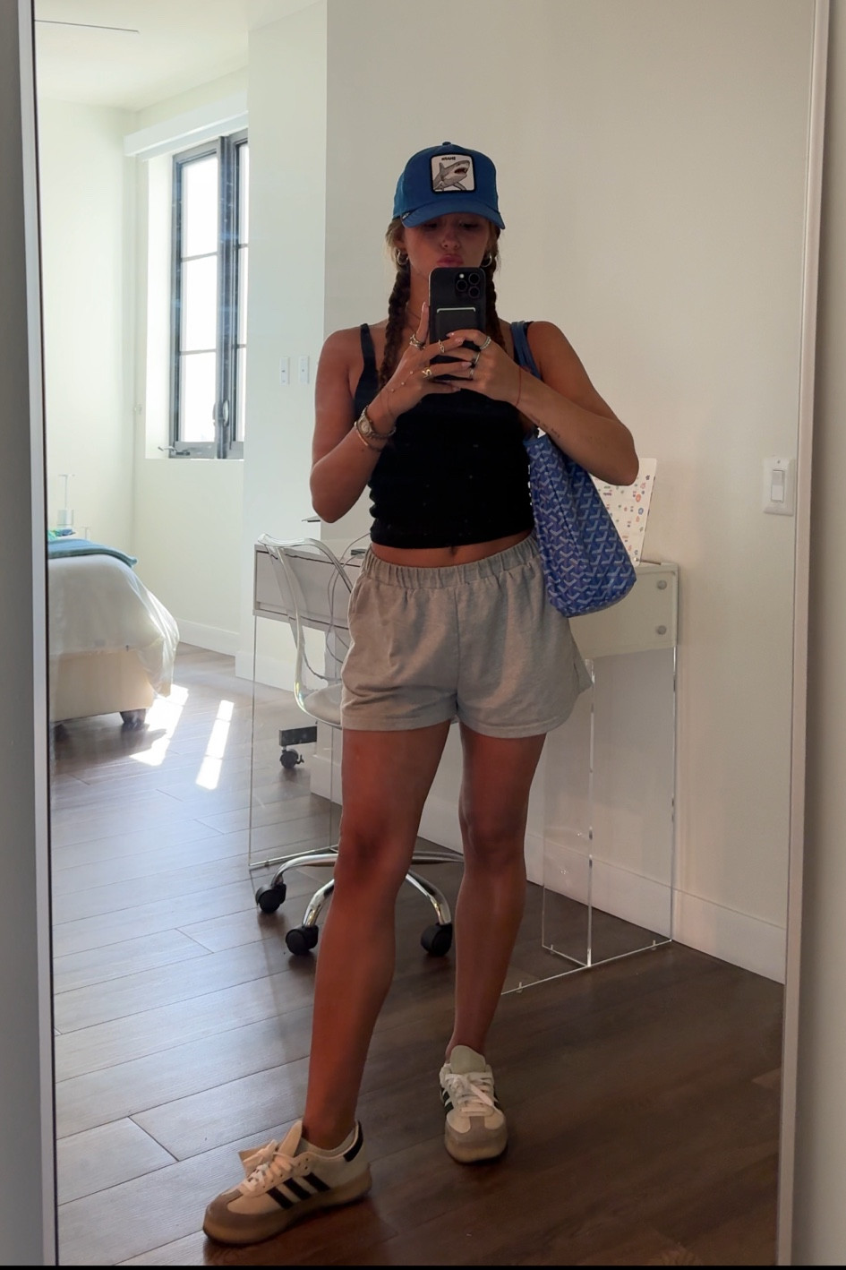 super comfy cozy but super cute!! perfect for the hot spring and summer weather  got a few compliments in class which made my day! 🩵🤸🏽‍♂️😆✨

#LTKworkwear #LTKSeasonal #LTKfindsunder50