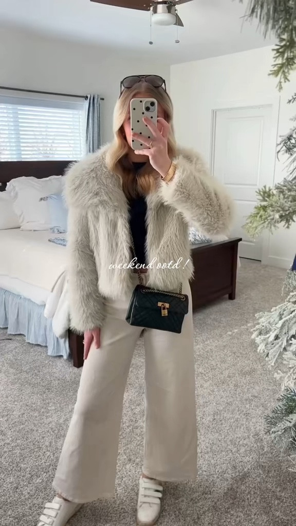 winter fashion 🖤🤍

#LTKFindsUnder50 #LTKStyleTip #LTKWatchNow