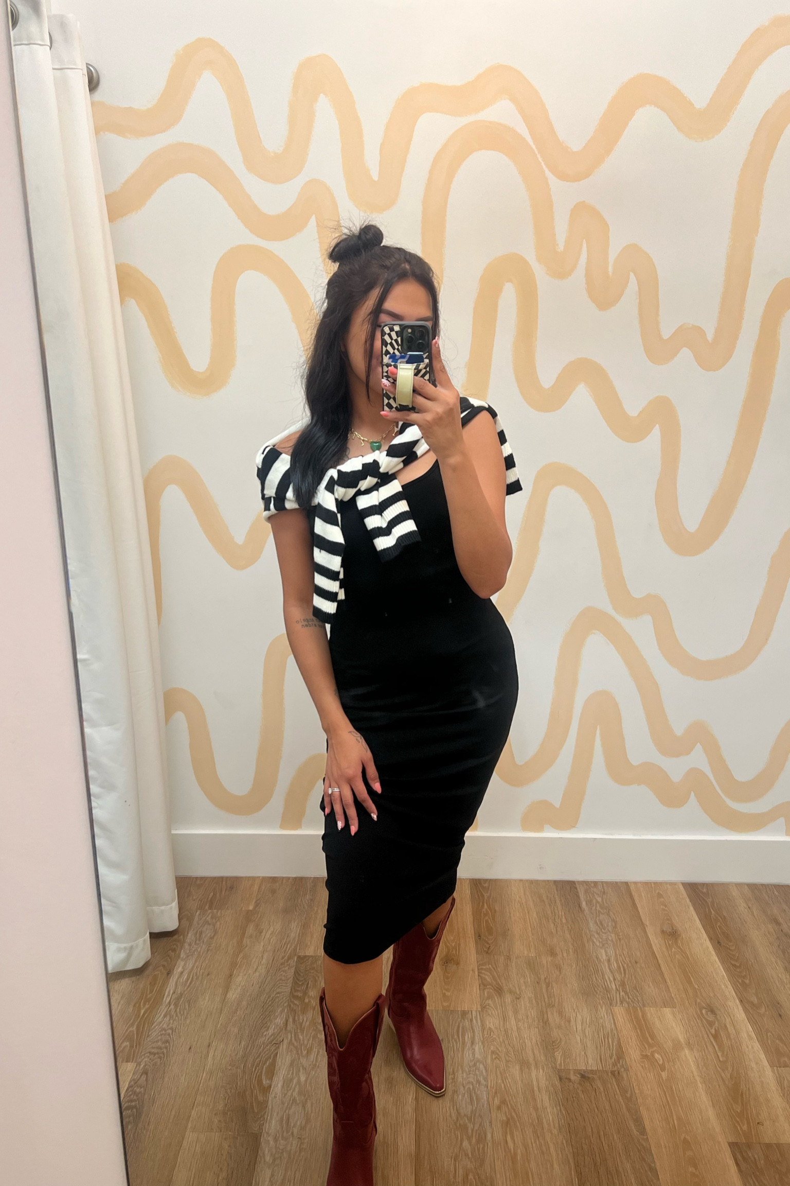 New pre fall from Vestique 

#LTKSeasonal #LTKStyleTip