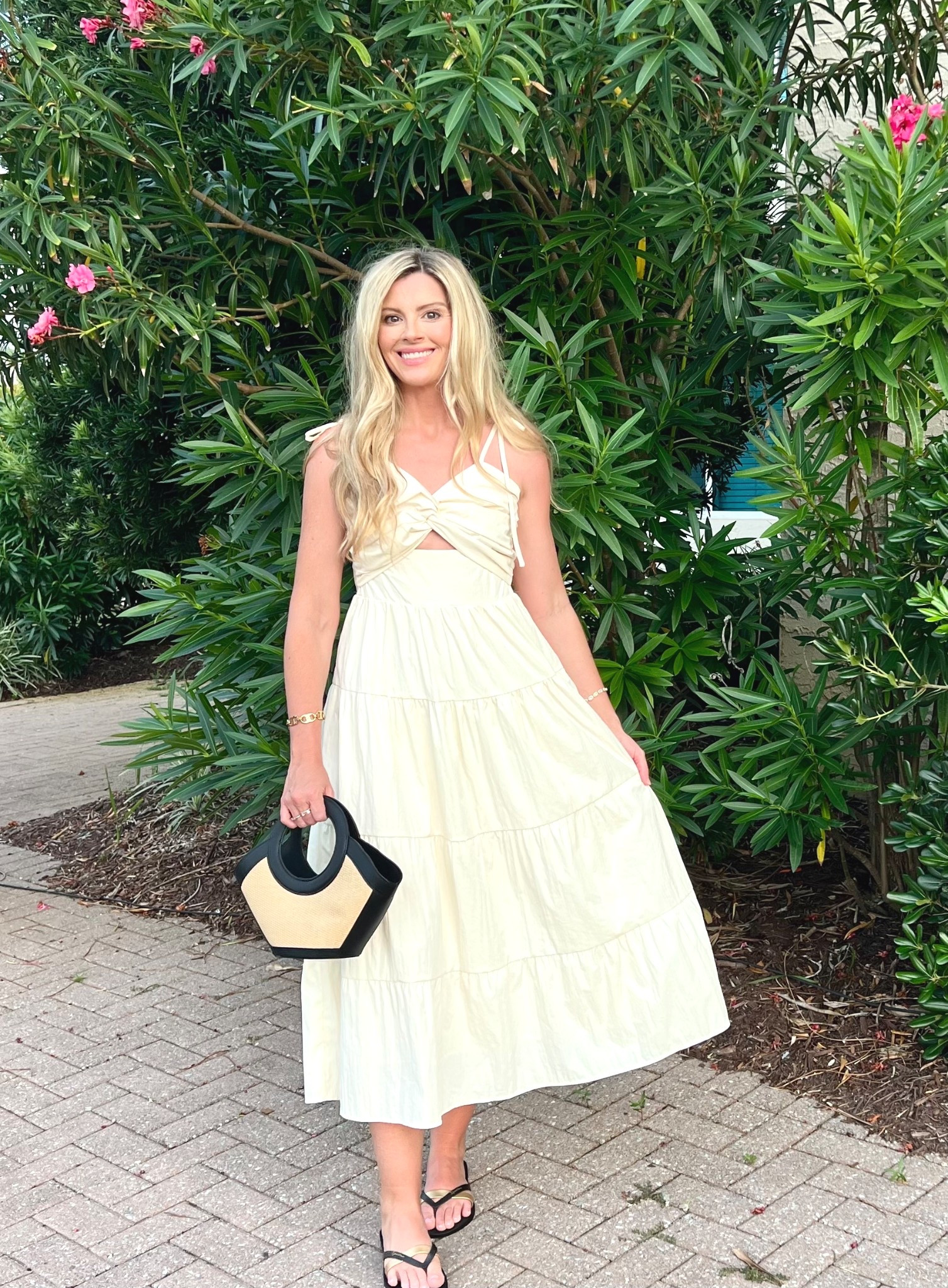 ✨ Summer dress season is the best 🫶🏼
.
Had to share one of my favorites that happens to be on sale right now and is a major steal!! 
Love the maxi length, but it’s not too long, and I love the cutout detail 😍
.
Linking it on my LTK so make sure you’re following me @hollythehousewife to shop
.
.
.
.
.
#maxidress #summerdress #maxilength #summerdresses #maxidresses #summerdressseason #summerlookbook #dressstyles #dresswithcutout #dresstyling #creamdress #ivorydress #sleevelessdress #summerlooks #summerstyle #summerstyles #sundress #sundressseason #sundresses #sundressstyle #cutedresses #cutoutdetail #dressstyle 

#LTKOver40 #LTKSaleAlert #LTKWedding