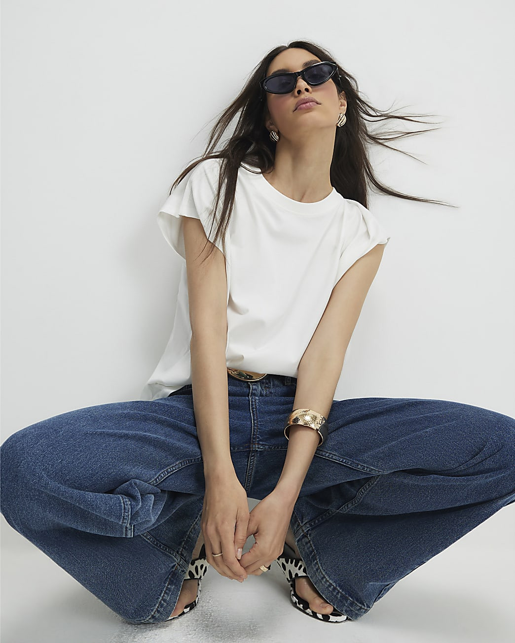 White Short Sleeve Loose Fit Top | River Island UK & IE