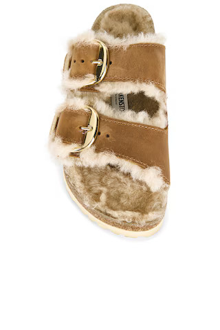 BIRKENSTOCK Arizona Big Buckle Shearling Sandal in Cognac & Sandcastle from Revolve.com | Revolve Clothing (Global)