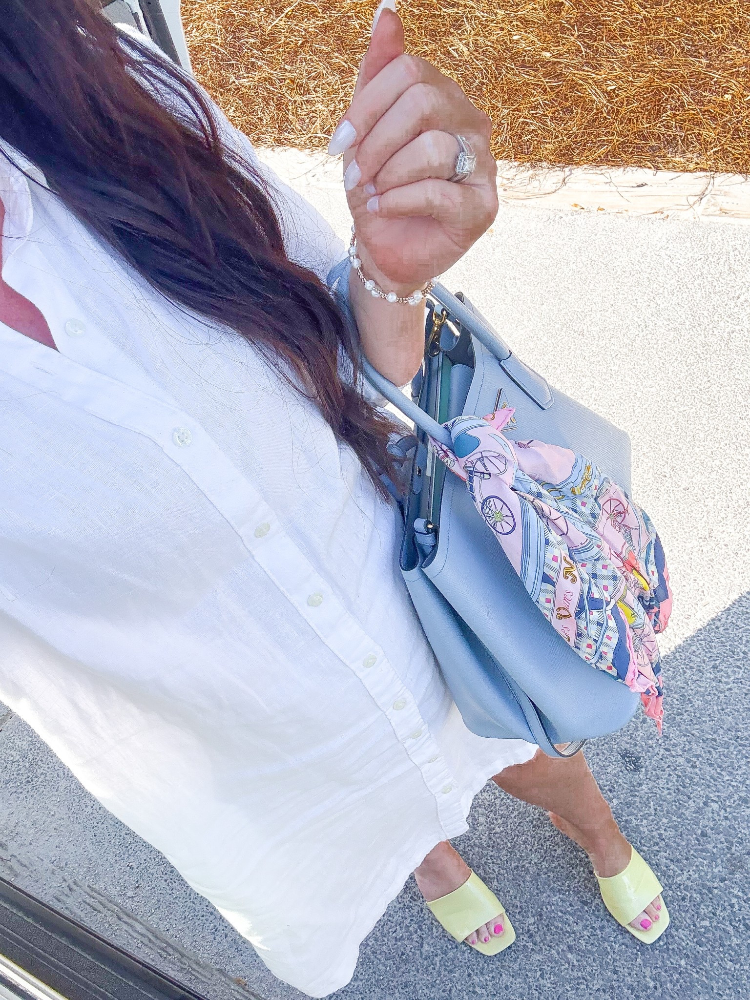 White linen work wear 

#LTKTravel #LTKWorkwear #LTKOver40