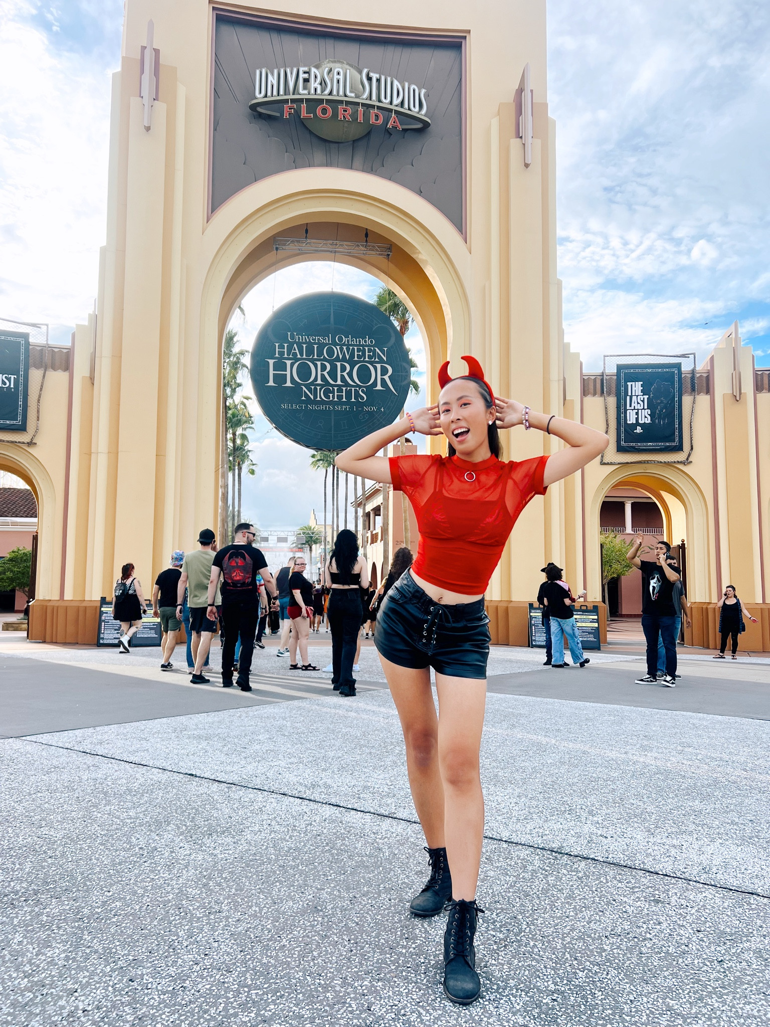 Paint the town red 🌹 
Outfit idea for Halloween Horror Nights! 
Leather shorts: you can find something similar at Forever 21 