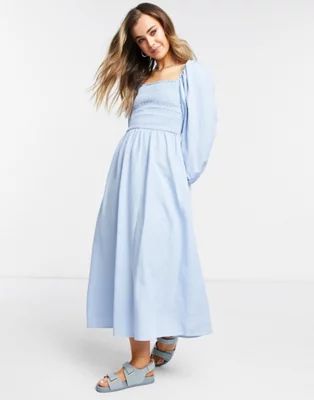 New Look textured shirred midi dress in pale blue | ASOS (Global)
