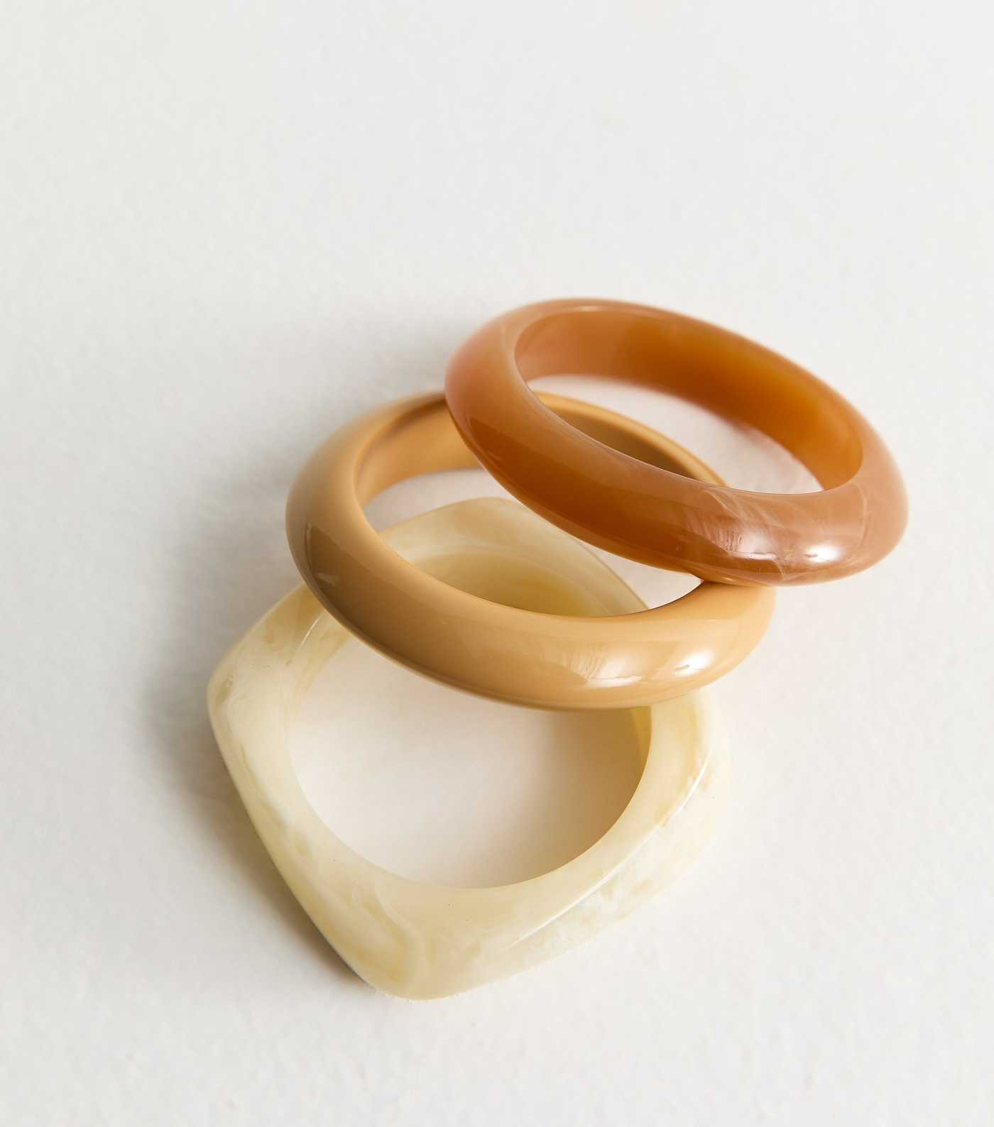 Pack of 3 Cream Rectangular Circle Resin Chunky Bangles | New Look | New Look (UK)