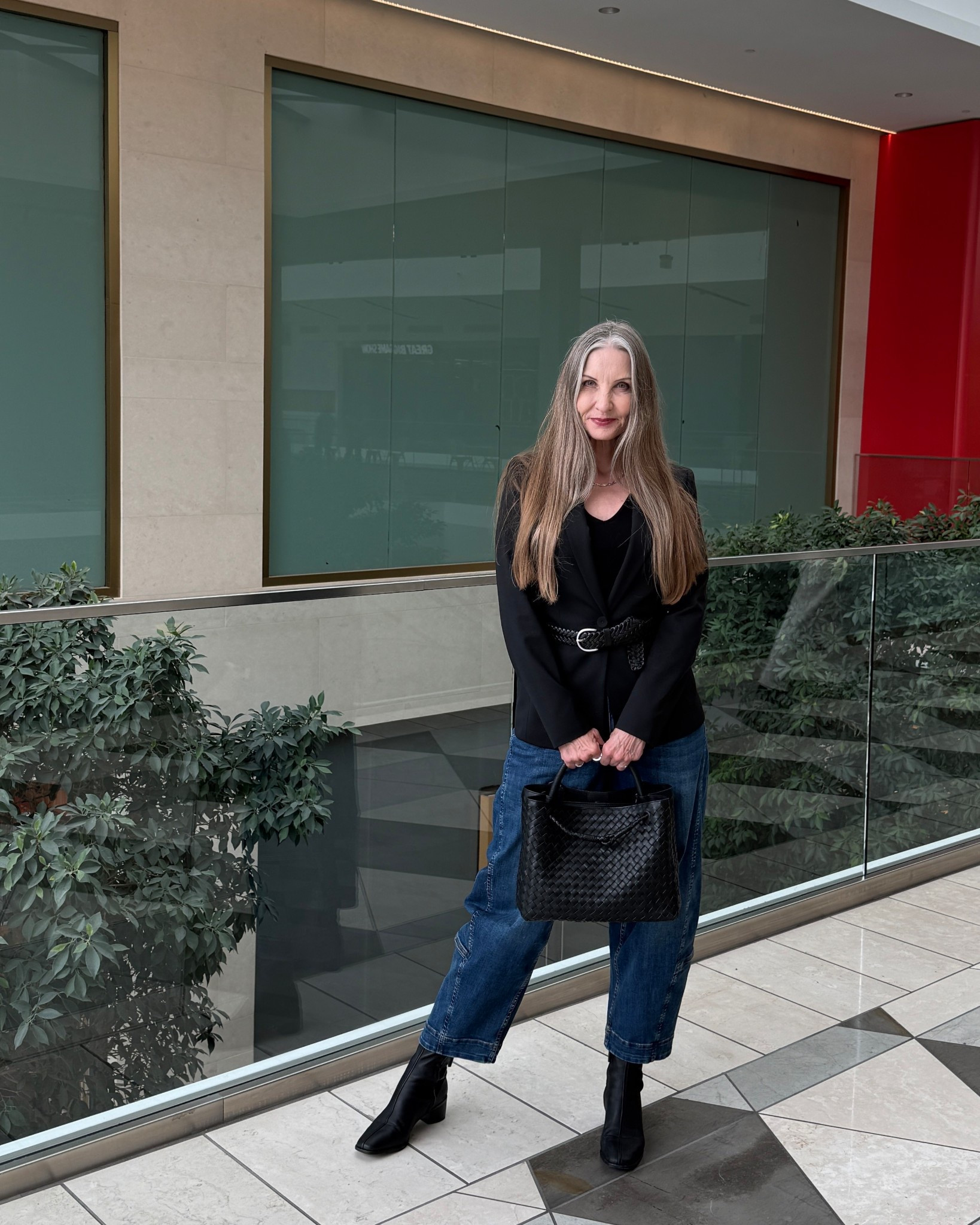 Belted blazer over barrel jeans for girl lunch at the mall. ❤️ #ootd #outfitidea #minimaliststyle #simple 

#LTKMidsize #LTKOver40 #LTKdayinmylife