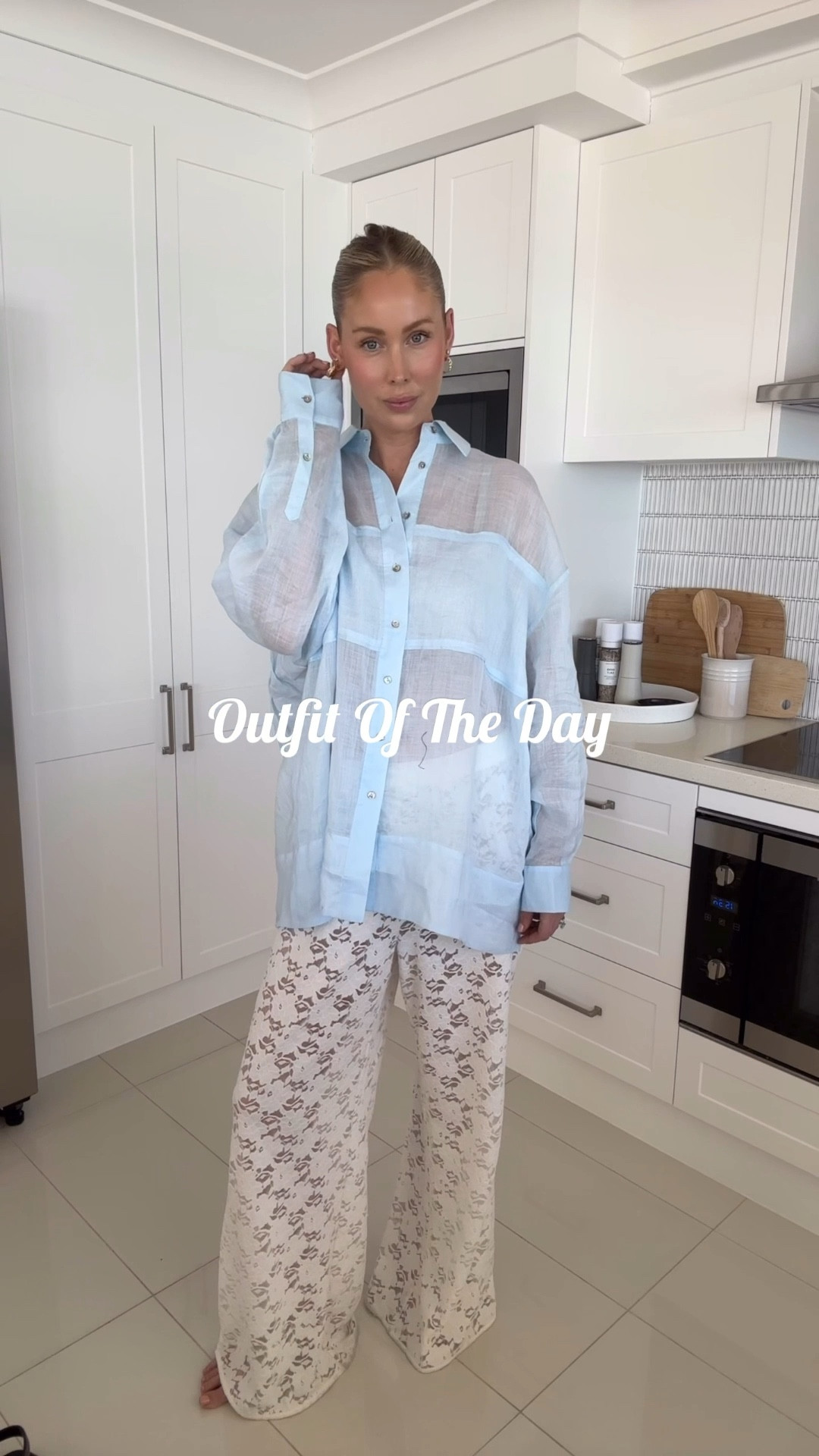 If effortless outfits are your thing, this one’s for you. It’s a look that’s simple to recreate and guaranteed to make you feel put-together and comfortable 🤌🏼

I’m wearing a size 10 in both the shirt and pants. These pieces look beautiful worn together, but are just as versatile styled separately with other staples in your wardrobe.

#LTKaustralia #LTKstyletip