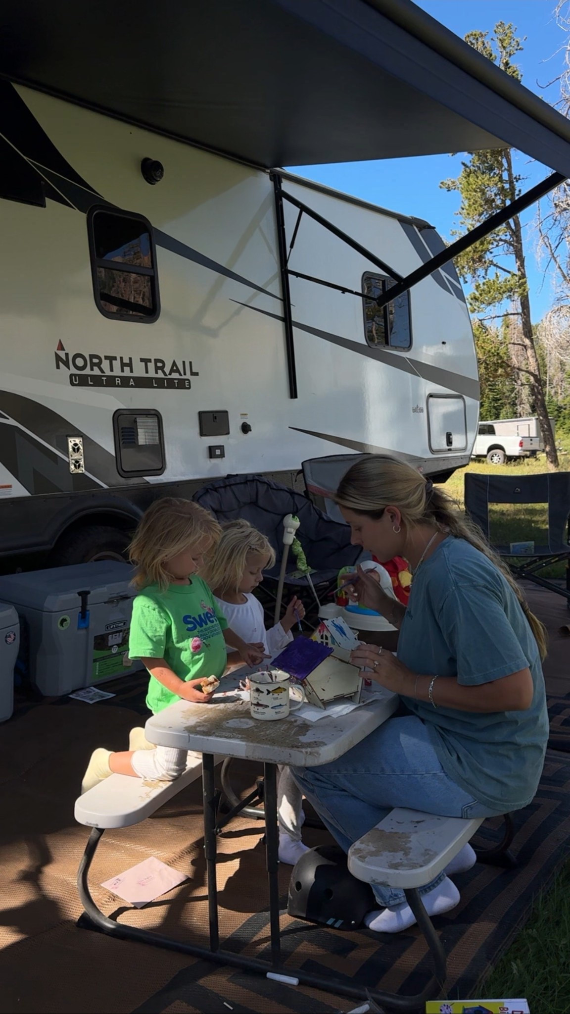 making camping crafty. 🩷🩷