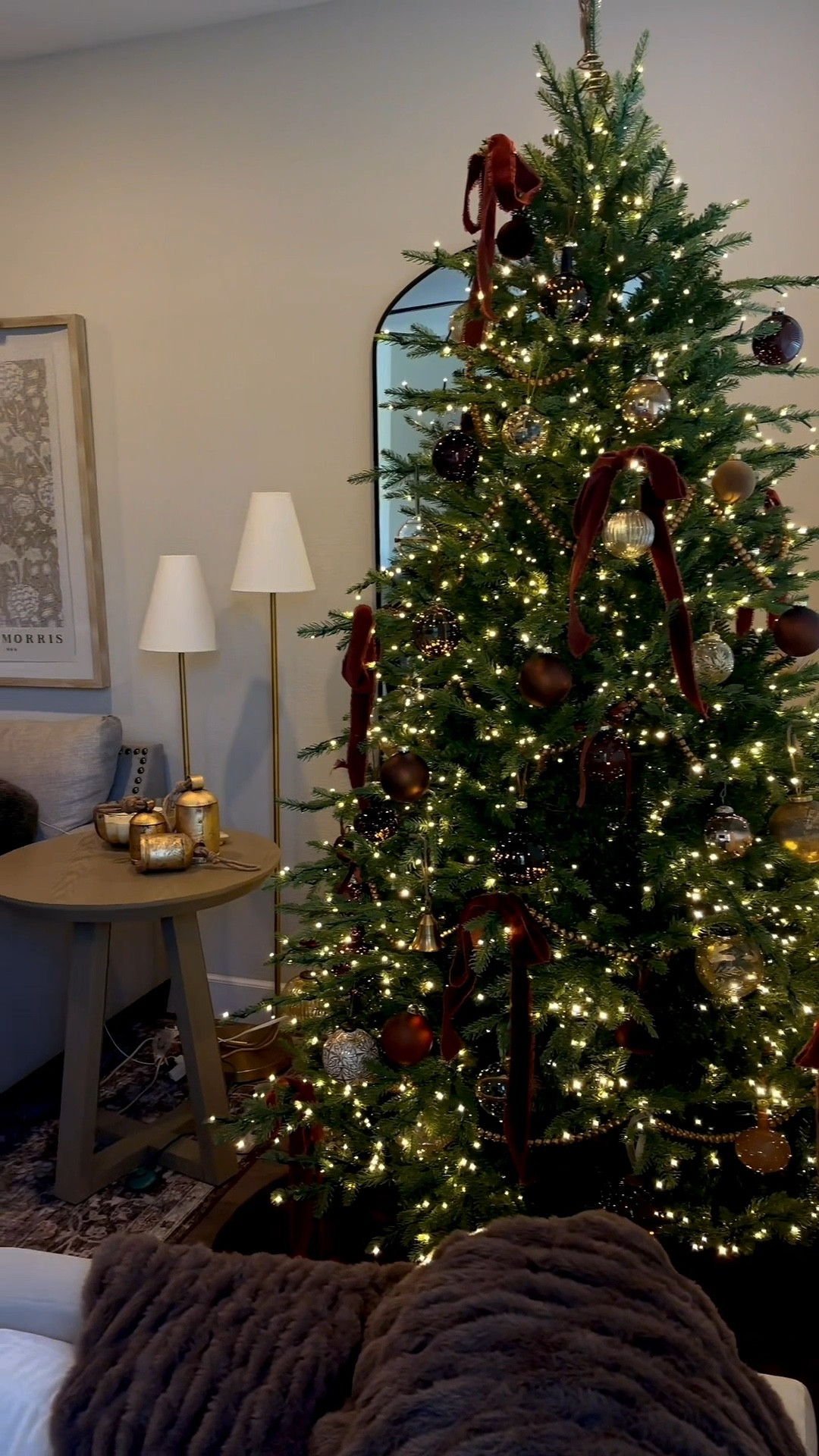 Christmas decor | Christmas tree | holiday decor | neutral Christmas decor 

#LTKHome #LTKSeasonal