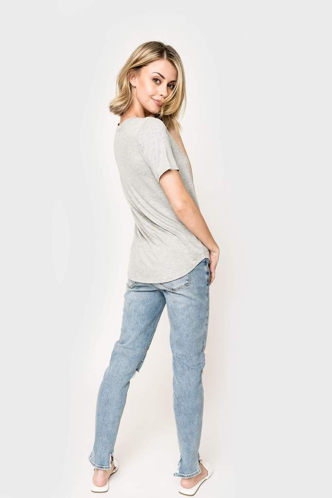 Felicity V-Neck Tee | Gibson
