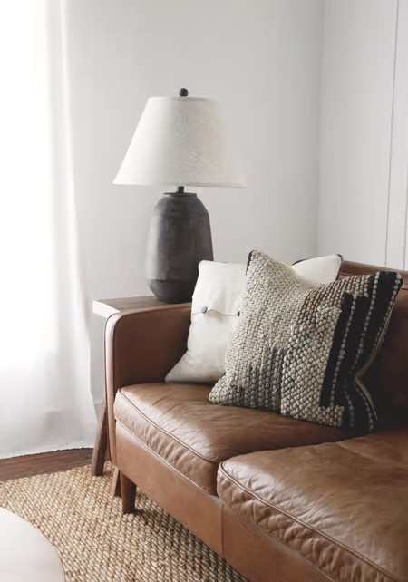 Brown 29-inch Mottled Resin Vintage Table Lamp | Rugs USA