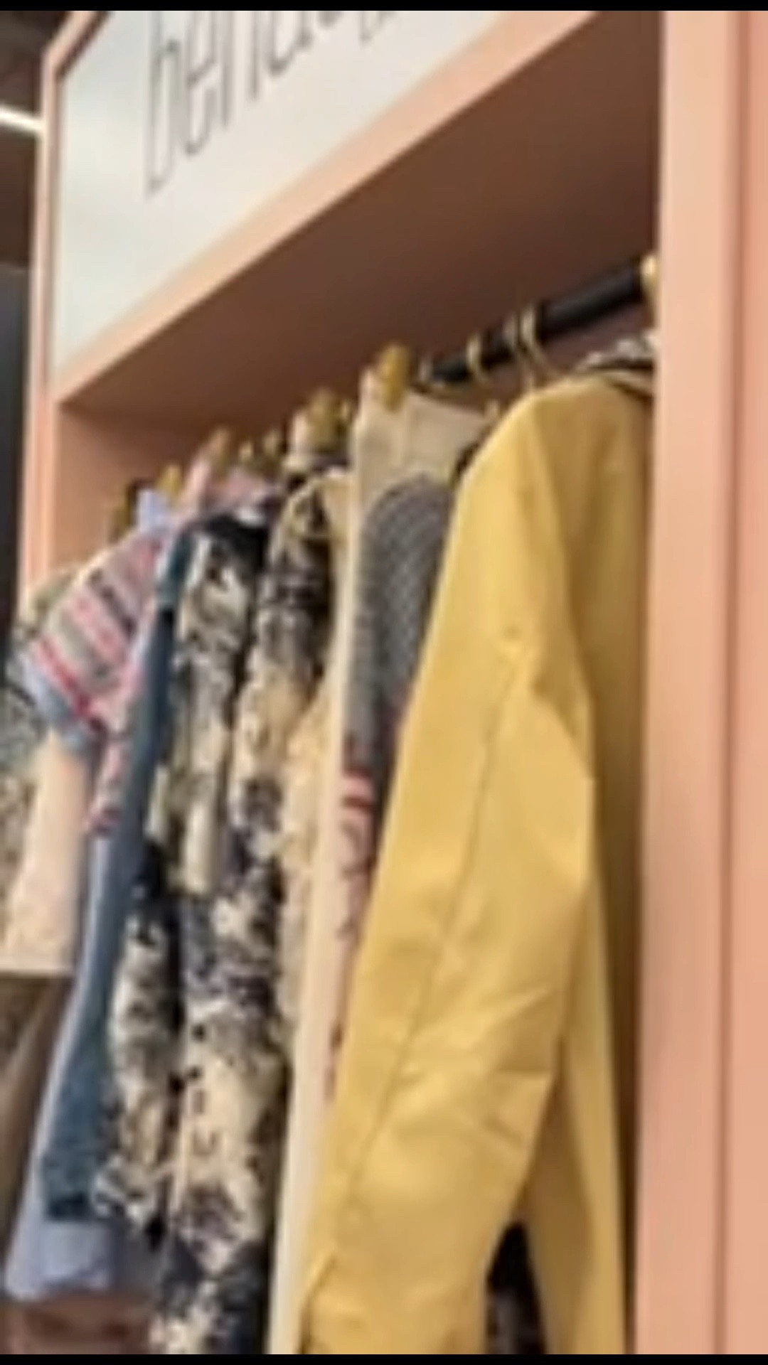 My new favorite brand…it’s so good yall. The colors, the fabrics, the details are such a yes!

#LTKCon #LTKdayinmylife #LTKOver40