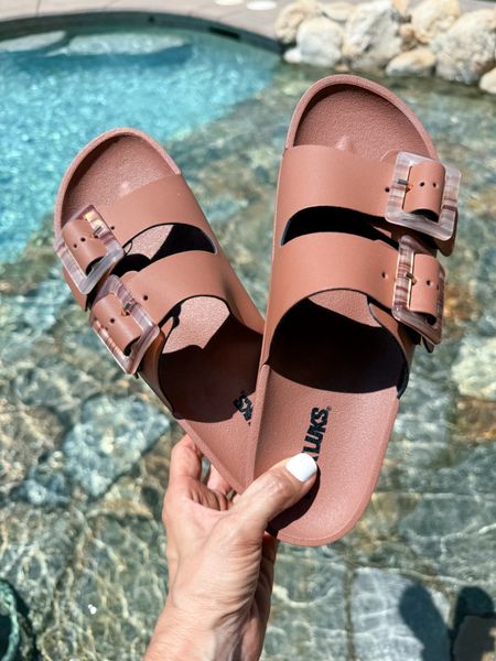 💥sale! Summer sandals like from Muk Luks that are a Birkenstock style shoe that can get wet, so perfect for the beach, vacation, travel, everyday, water parks, the lake.  They are super cute and run TTS

#LTKShoeCrush #LTKSwim #LTKSaleAlert