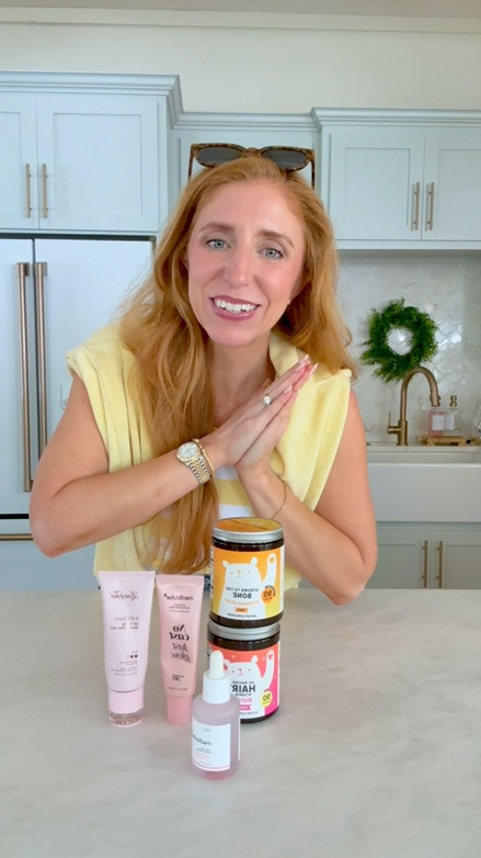 Favorite products this week! 



Medicube peptide serum 
Glowy skin sunscreen 
Hair vitamins 
Beauty finds 
Sunless tanner 
Loving tan 10 minute mask
Beauty reviews
#ad

#LTKdayinmylife #LTKBeauty #LTKselfcare