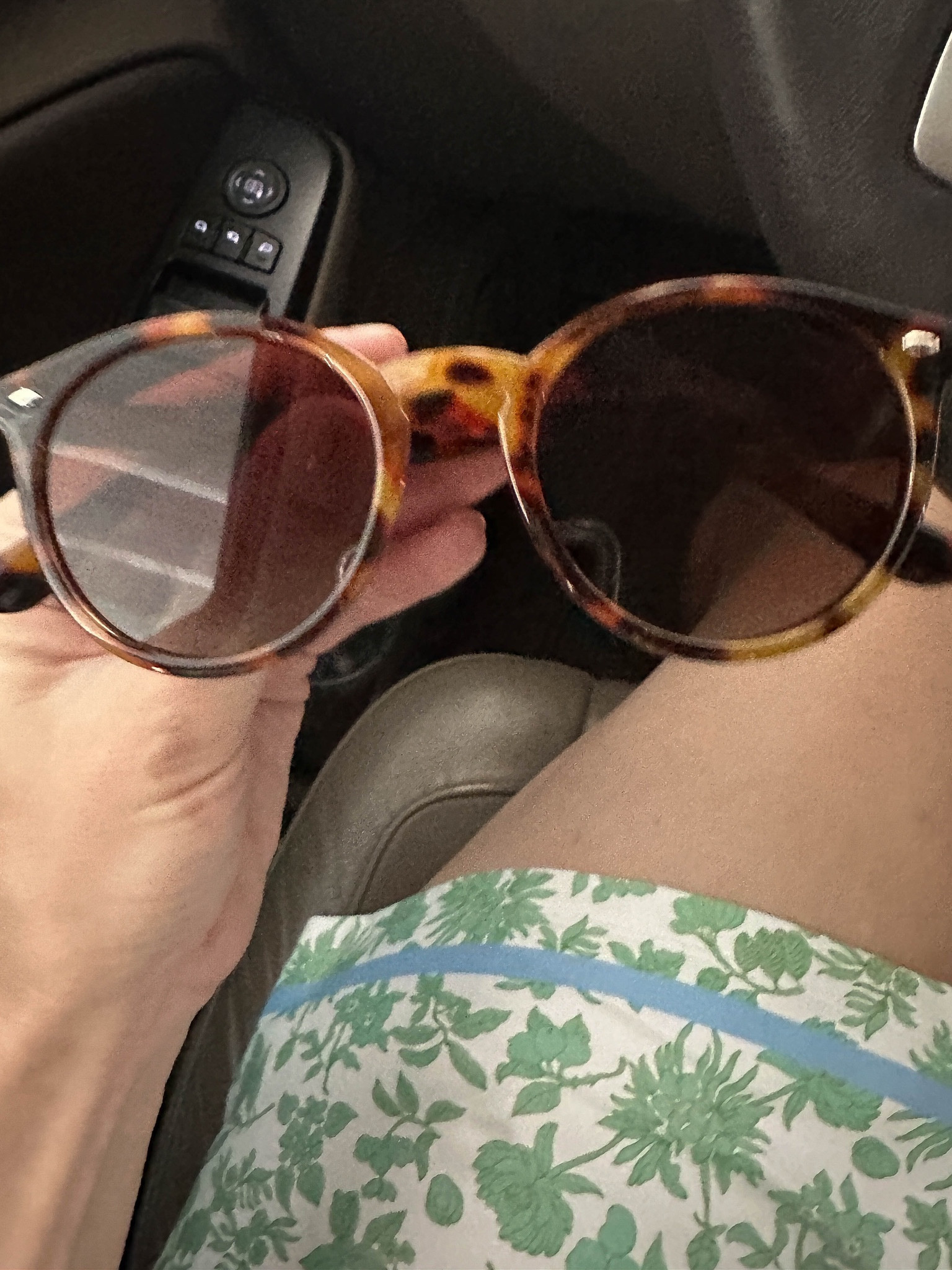 Found these cute and affordable tortoiseshell sunglasses on Amazon! 

#LTKFind #LTKSeasonal #LTKstyletip