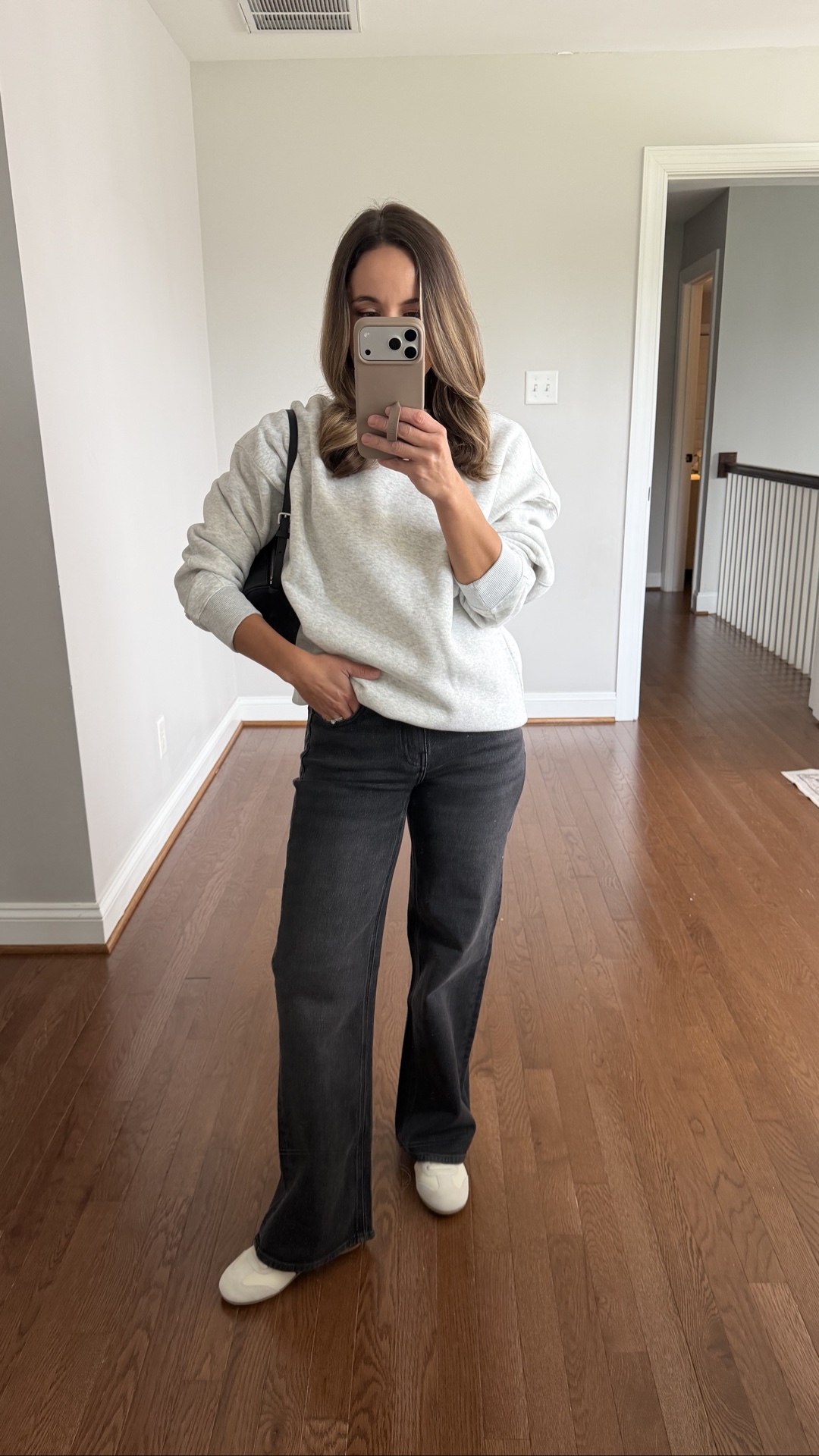 A comparison of two of the relaxed straight denim styles from @Quince  - the Luna and Bella. 

Luna: mid rise, one length option, standard 28” inseam.  
Bella: high rise, multiple length options starting at 26”.

Bella Relaxed Straight: 24 Extra Short (26”) and Short (28”) shown in stormy Blue / 10.5” avg rise, my size 24 has a 10” rise 
Luna Relaxed Straight: 24 (28”) in charcoal black
Windbreaker: xs in praline 
Cotton Cashmere Fitted Ribbed Cardigan: xs in mountain spring blue 
Cotton Jersey Boat Neck Tank: xs 
Sneakers: recommend ½ size up 

#quincepartner