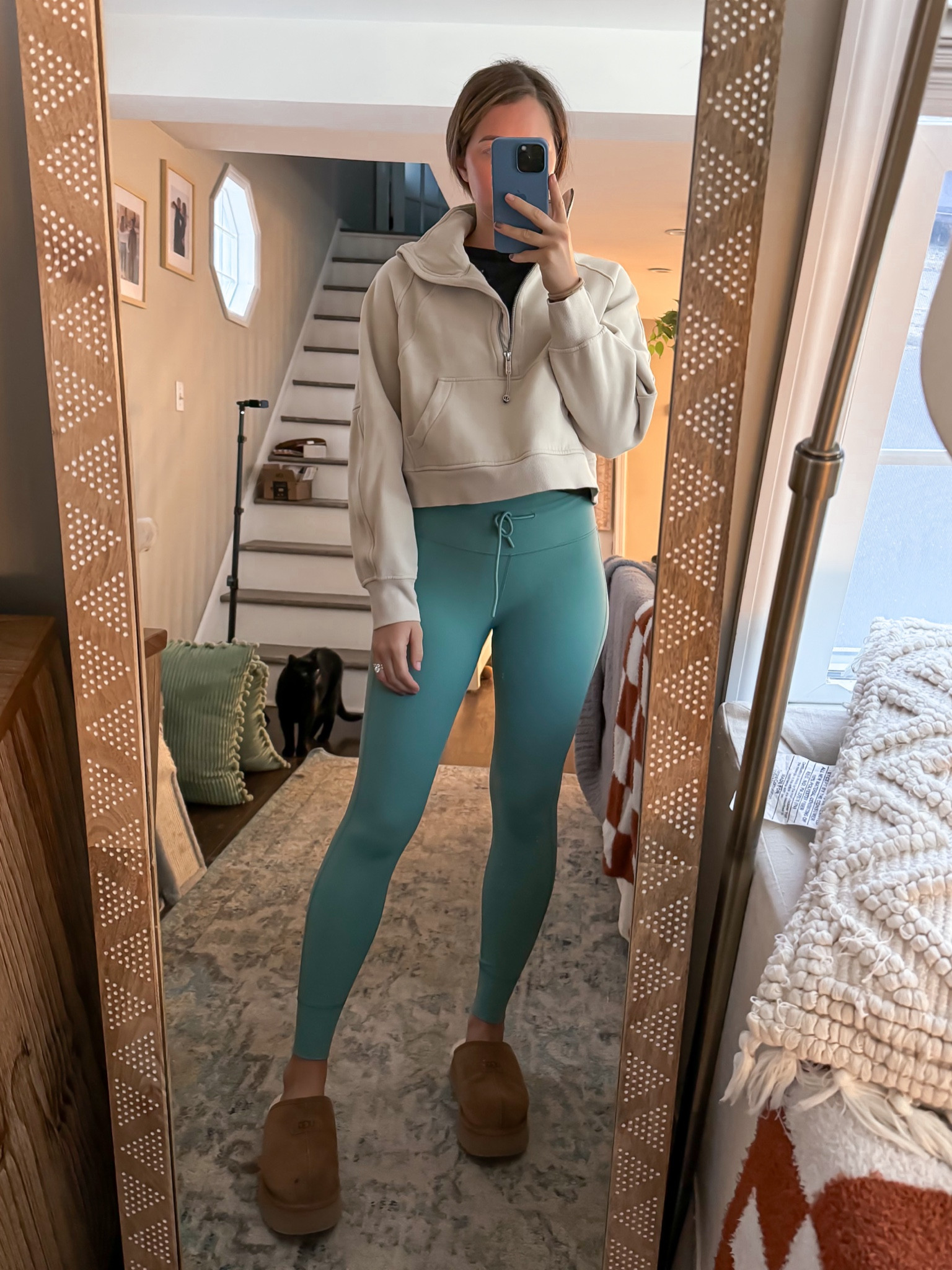 Love these vuori leggings! I wear size small 
Scuba - sized up to M/L

#LTKfitness #LTKfindsunder50 #LTKfindsunder100