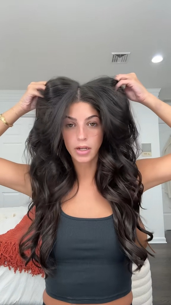 Let’s do our hair girls 💖🫧✨…


#hair #curls #curlingiron #curlingtutorial #LTK #blowout

#LTKStyleTip #LTKBeauty #LTKU