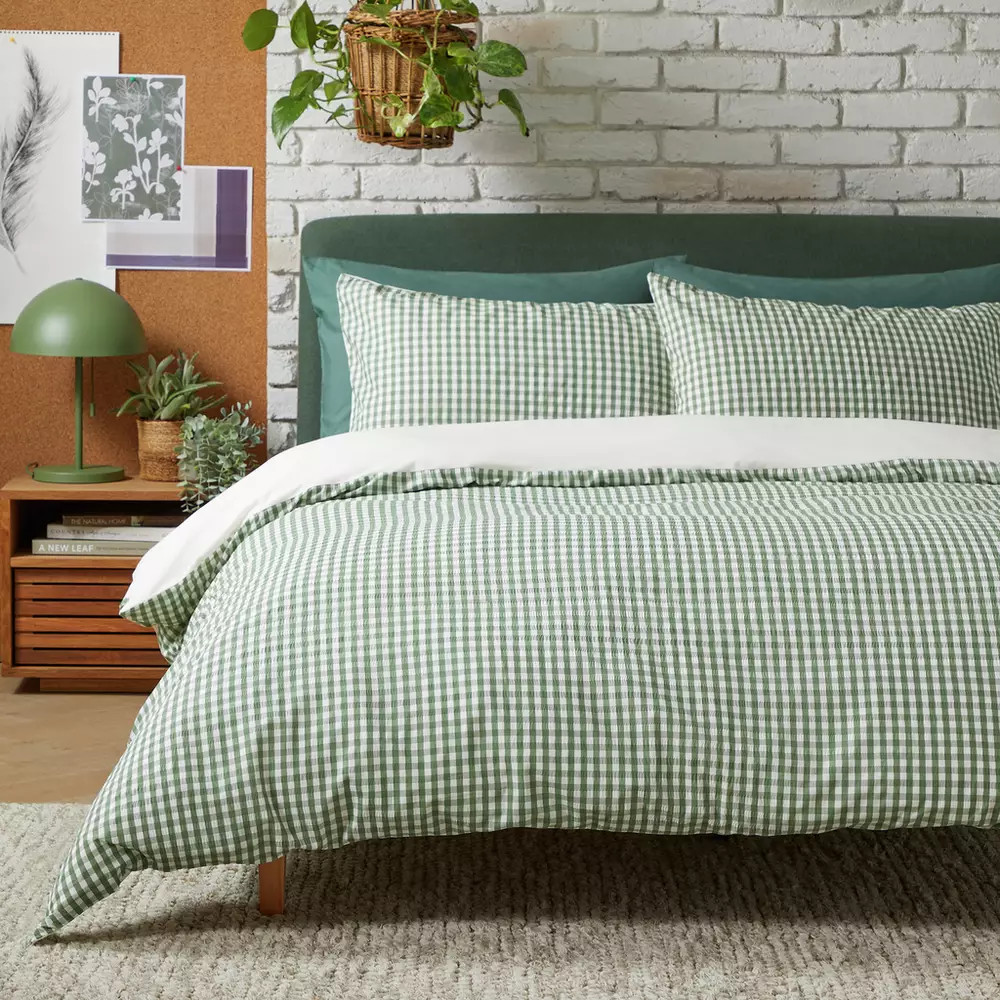 Habitat Seersucker Gingham Woven Green Bedding Set- Double | Habitat UK