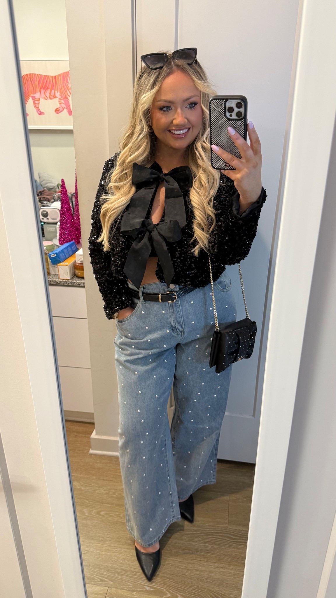 Holiday pop-up fit! 🖤🎀

#LTKHoliday #LTKMidsize #LTKSeasonal