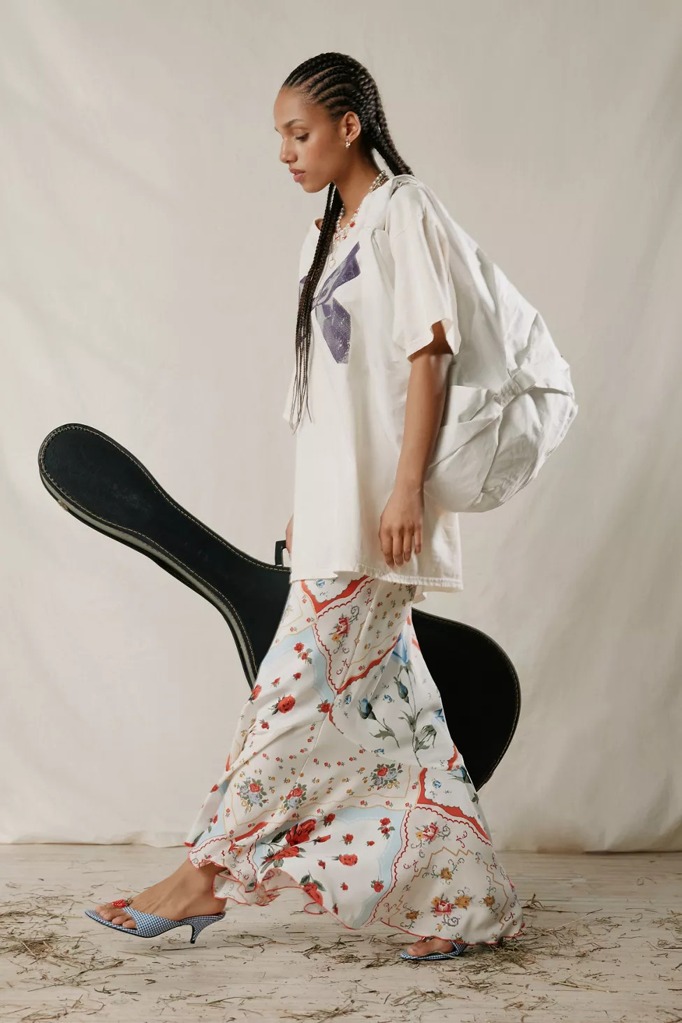 Kimchi Blue Skylar Tulip Midi Skirt | Urban Outfitters (US and RoW)