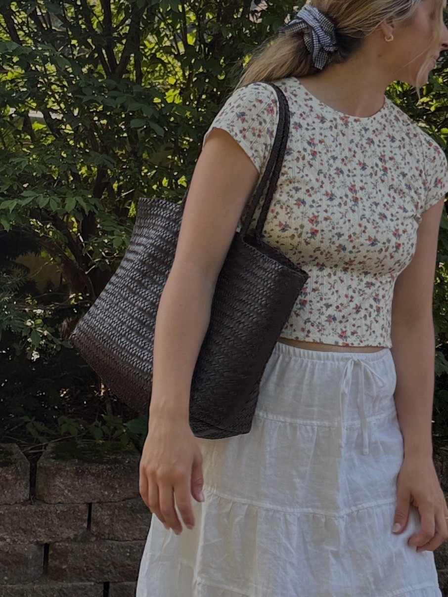 Favorite T !!! 

#LTKSeasonal #LTKBump #LTKFindsUnder100