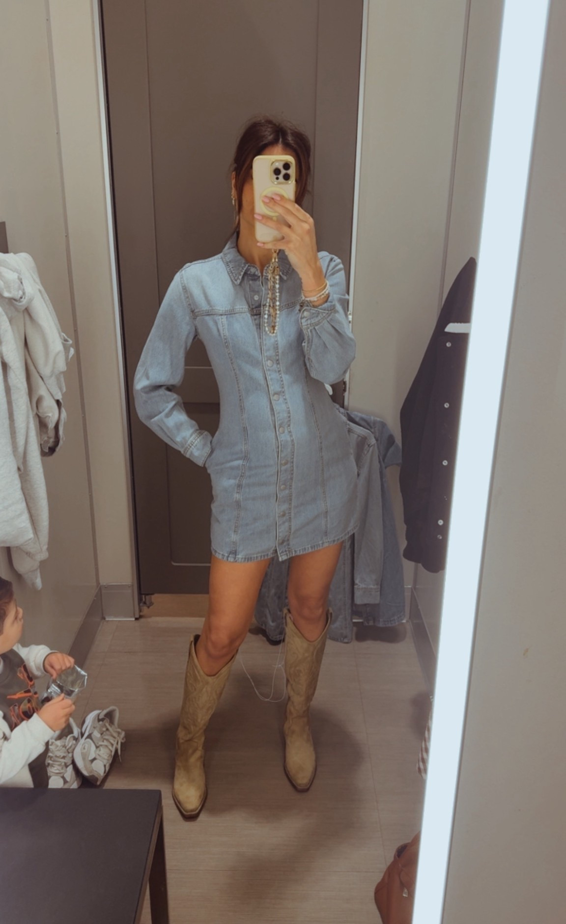 Non maternity - size 6

#LTKgrwm #LTKootd #LTKSaleAlert