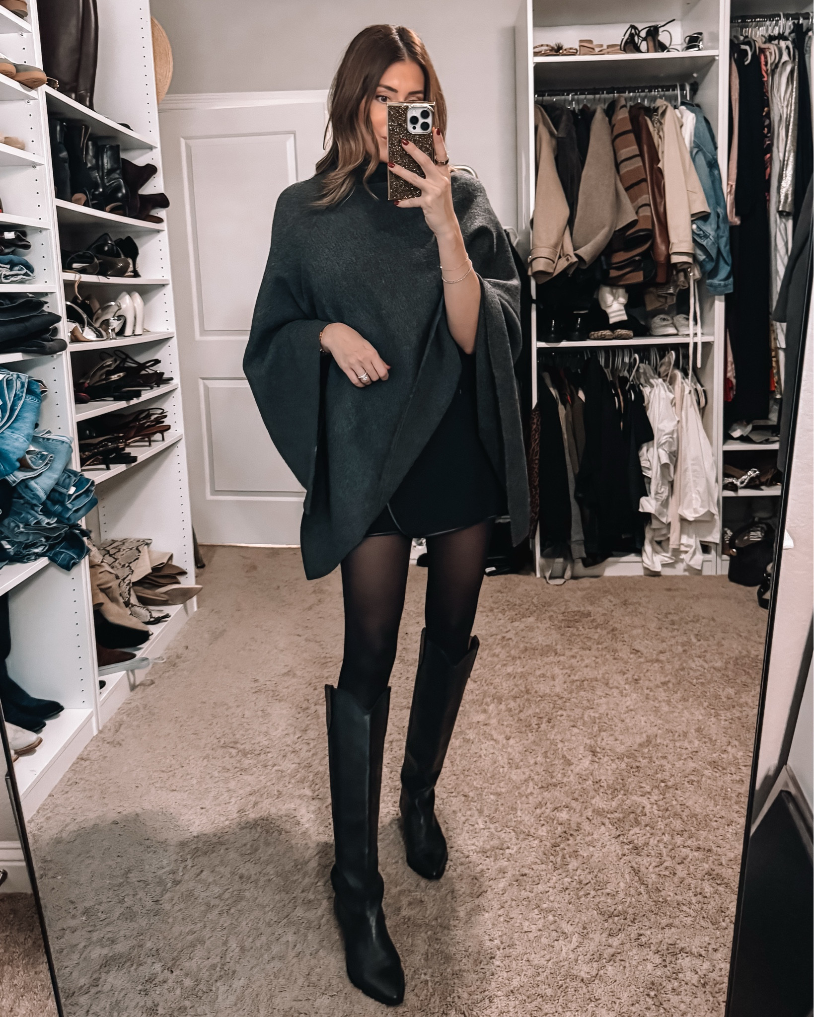 When I was younger I used to just go try on clothes in my room to come up with outfits. It used to drive my mom crazy because I was always changing clothes and making a mess (some things never change 😜),  but it’s always fun when I realize how may outfits I can create with what I already own! 