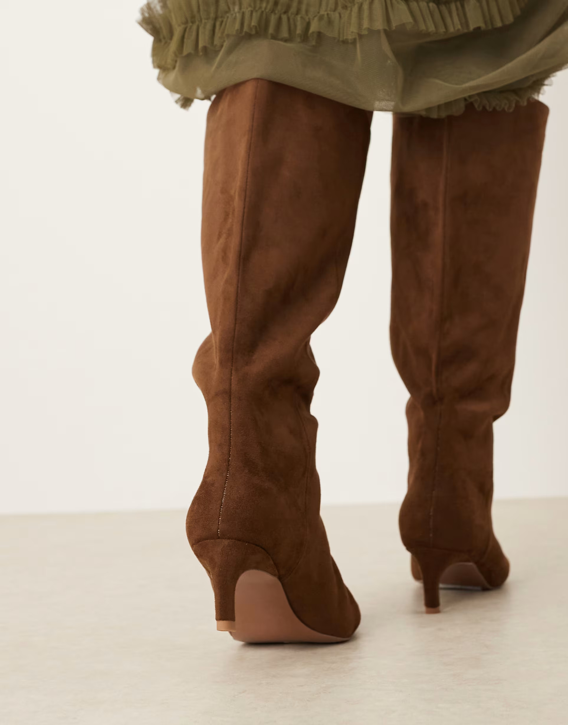 ASOS DESIGN Curve Carmel pull-on kitten heeled knee boots in chocolate suedette | ASOS | ASOS (Global)