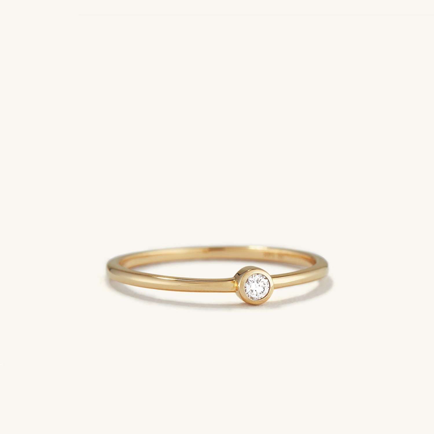 Solo Diamond Ring - £200 | Mejuri (Global)