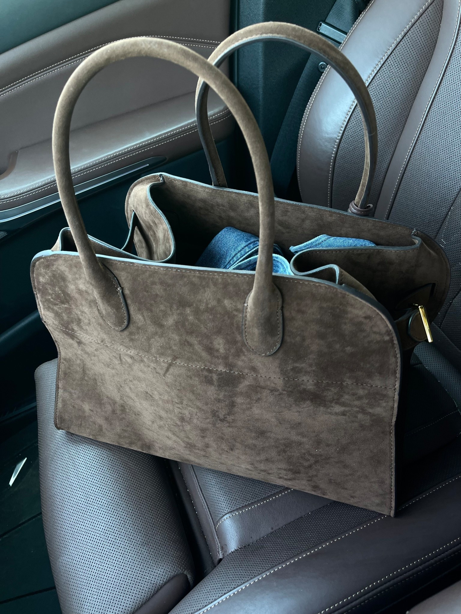 Faux suede Amazon tote 

#LTKItBag