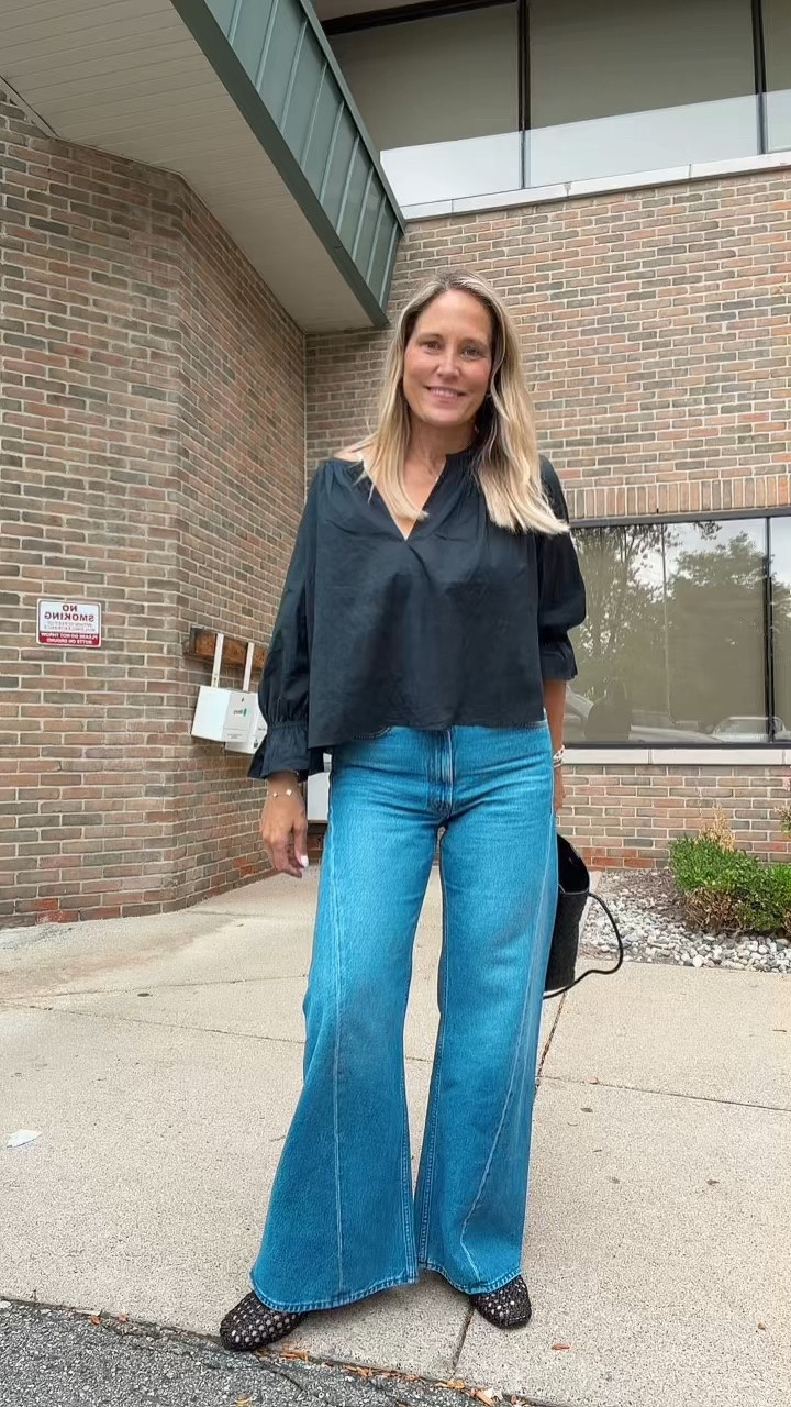 OOTD! You have all been loving this top and these viral jeans! I pulled them both together and when my daughter saw my outfit… she just loved this look on me!

#LTKootd #LTKOver40 #LTKMidsize