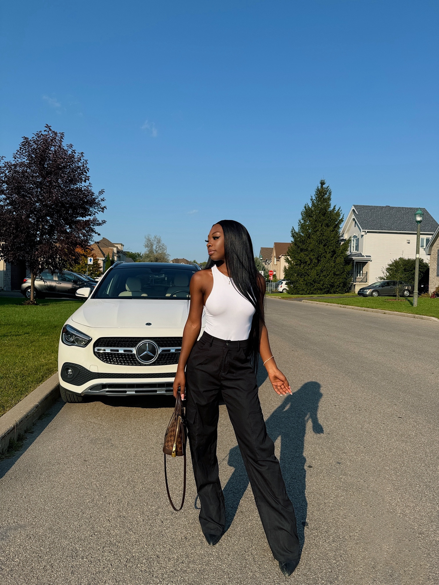 The best fall 🍂 outfit! Cargo pants and white top >> 


#FashionMonth #LTKstyletip #LTKautumn
