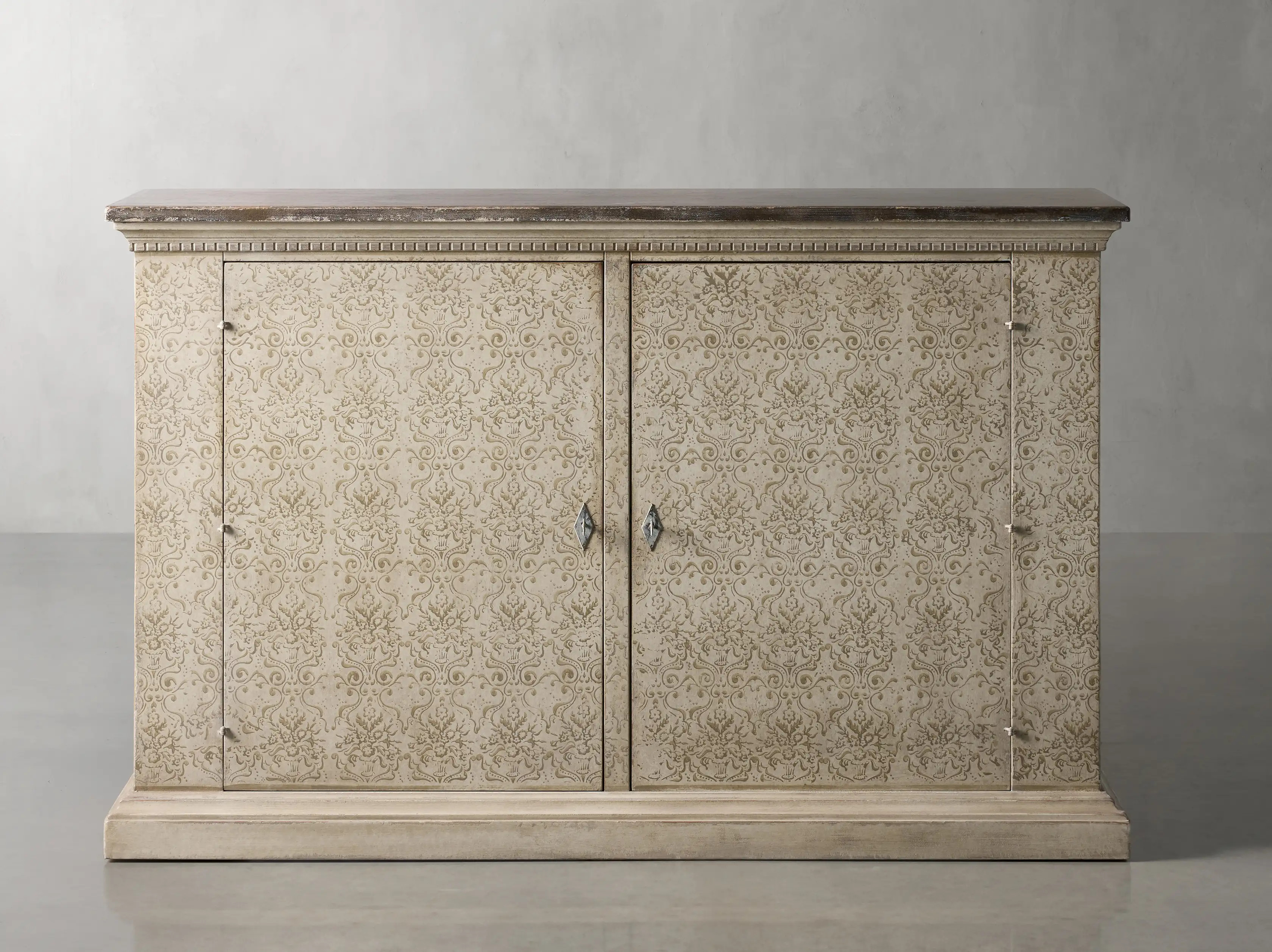 Andrea Bell'Arte Buffet | Arhaus