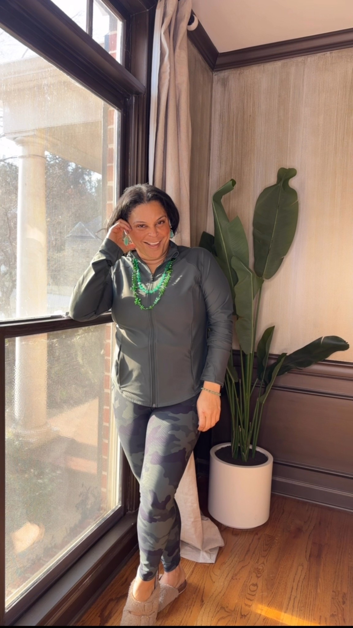 Feeling a little green. Sure it’s St Paddy’s Day but this set is one of my faves on any day.
Green Athleisure Matching Set Camo Athletic Jacket Fur Slides High Waisted Leggings

#LTKActive #LTKStyleTip #LTKFindsUnder50