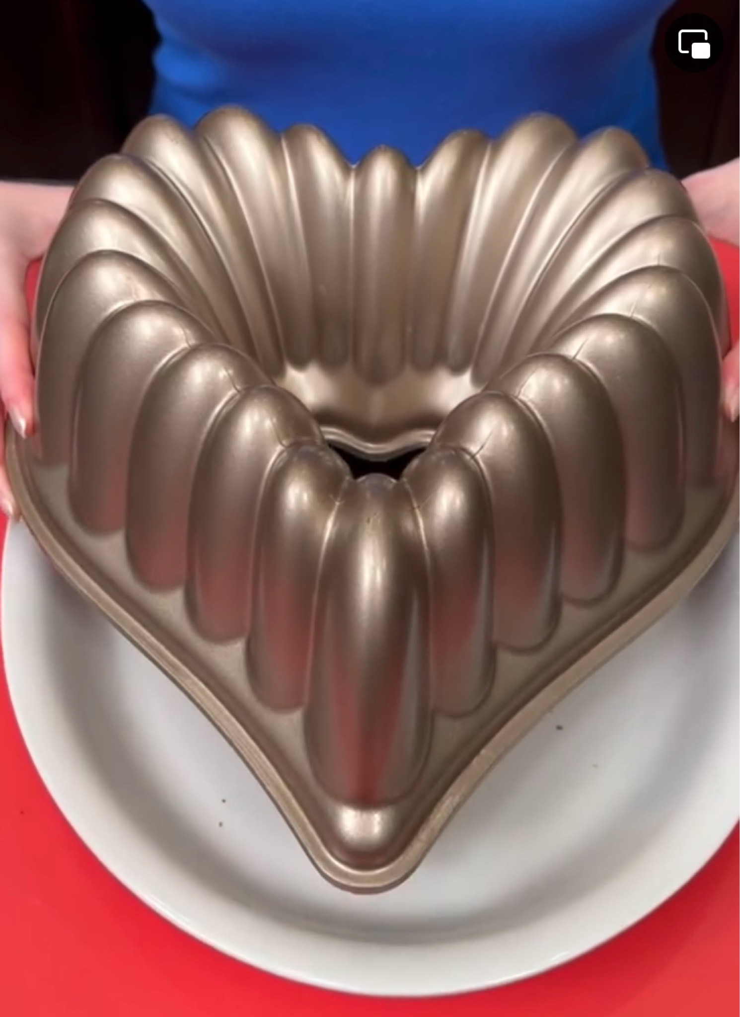 Heart Bundt Pan