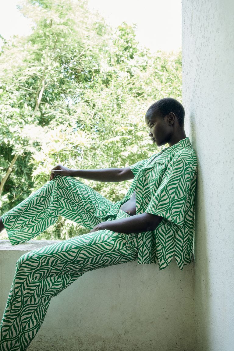 Resort Shirt - Green/leaf-patterned - Ladies | H&M US | H&M (US + CA)