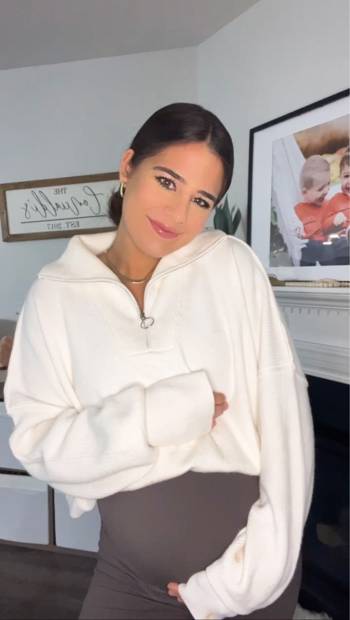 Amazon sweater, oversized sweater, Amazon finds, maternity outfit, maternity leggings, bump outfits

#LTKbump #LTKstyletip #LTKunder50