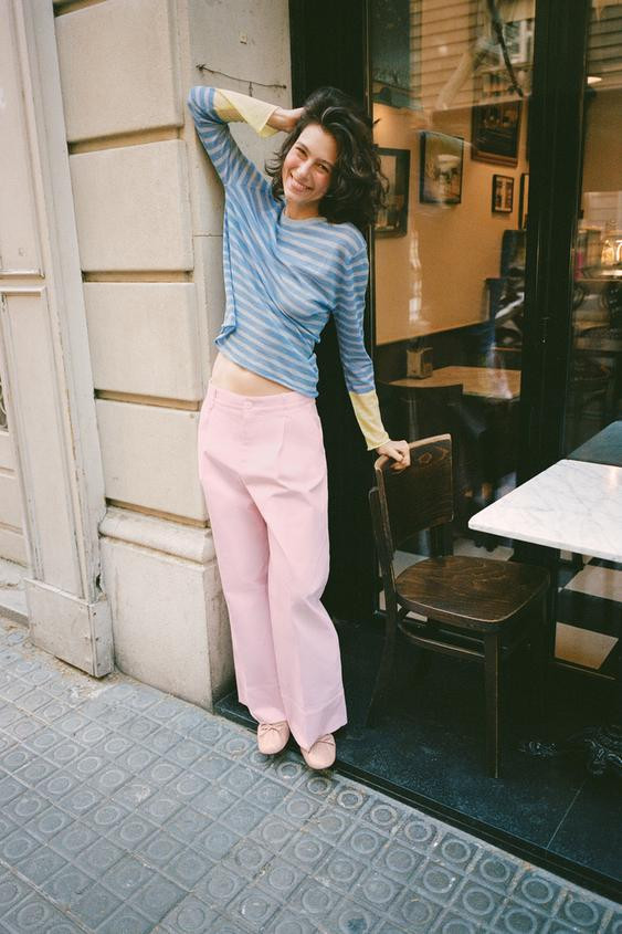 CHINO TROUSERS WITH DARTS | Zara UK